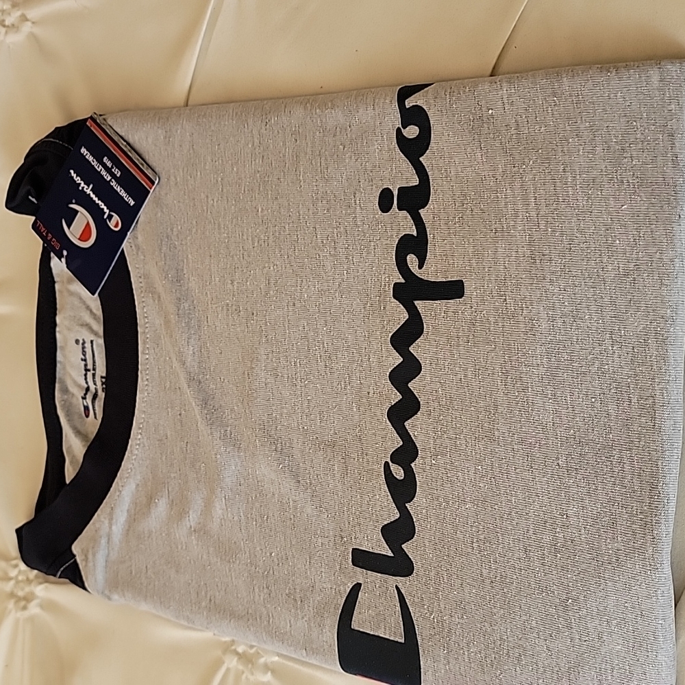 Men athleticwear tee shirt size 2xl